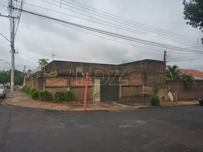 Sala Comercial com 3 Quartos à venda, 121m² no Doutor Tancredo de Almeida Neves, Araraquara