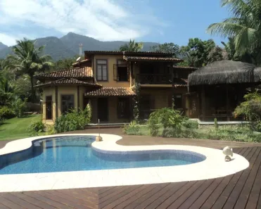 Casa com 2 Quartos à venda, 341m² no São Pedro, Ilhabela