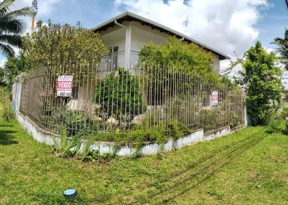 Sobrado com 3 Quartos à venda, 221m² no Portão, Curitiba