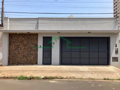 Casa com 3 Quartos para alugar, 288m² no São Dimas, Piracicaba