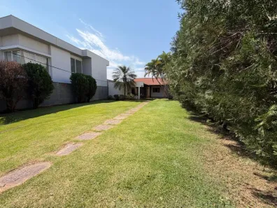 Lote/Terreno à venda, 383m² no Zona 08, Maringá