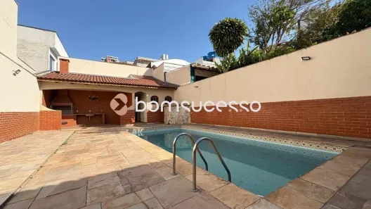 Casa com 5 Quartos para alugar, 520m² no Vila Gomes Cardim, São Paulo