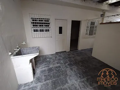 Casa com 1 Quarto para alugar, 30m² no Rádio Clube, Santos