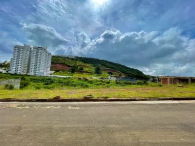 Lote/Terreno à venda, 366m² no Marilândia, Juiz de Fora