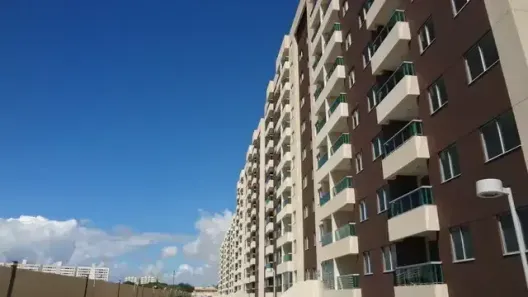 Apartamento com 2 Quartos para venda ou aluguel, 60m² no Centro, Lauro de Freitas