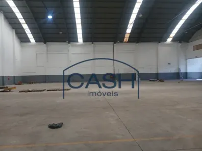 Galpão/Depósito/Armazém para alugar, 420m² no Ramos, Rio de Janeiro