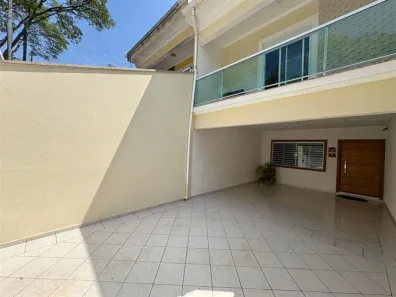 Sobrado com 3 Quartos à venda, 221m² no Jardim Cidália, São Paulo