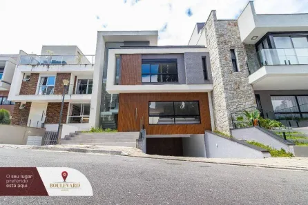 Casa de Condomínio com 3 Quartos à venda, 248m² no Uberaba, Curitiba