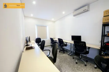 Sala Comercial para alugar, 28m² no Jardim das Acácias, São Paulo