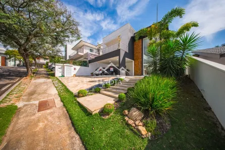 Casa com 3 Quartos à venda, 332m² no Engordadouro, Jundiaí