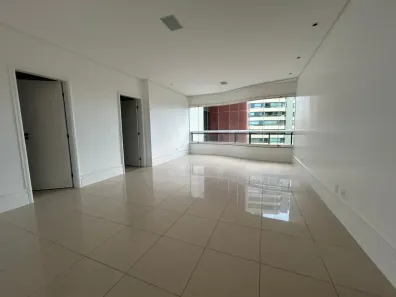 Apartamento com 3 Quartos à venda, 235m² no Candeal, Salvador