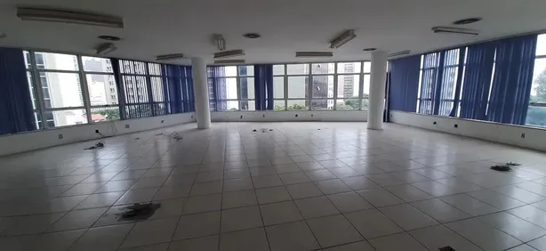 Prédio Comercial com 11 Quartos à venda, 2580m² no Centro, Rio de Janeiro