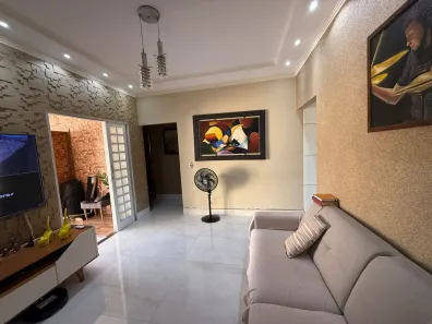 Sobrado com 4 Quartos à venda, 162m² no Jardim Colorado, Goiânia