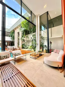 Casa com 4 Quartos à venda, 509m² no Jardins Milão, Goiânia