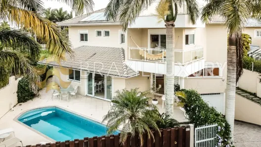 Casa com 5 Quartos para alugar, 600m² no Jurerê Internacional, Florianópolis