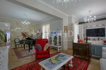Casa com 5 Quartos à venda, 292m² no Jardim Santo Amaro, São Paulo