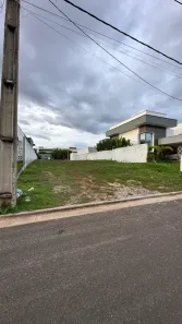 Lote/Terreno à venda, 305m² no Uruguai, Teresina