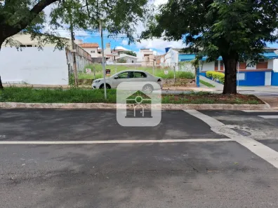 Lote/Terreno à venda, 690m² no Centro, Uberlândia