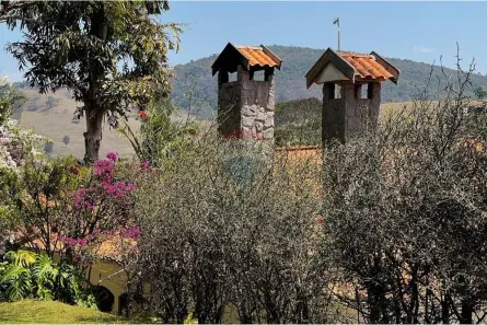 Fazenda/Sítio com 8 Quartos à venda, 1000m² no Centro, Liberdade