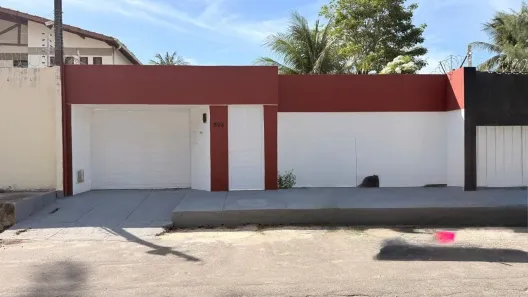 Casa com 3 Quartos para alugar, 550m² no Engenheiro Luciano Cavalcante, Fortaleza