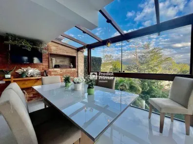 Casa de Condomínio com 4 Quartos à venda, 203m² no Braunes, Nova Friburgo