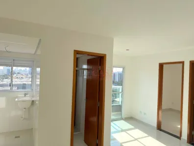 Apartamento com 2 Quartos para alugar, 40m² no Vila Talarico, São Paulo