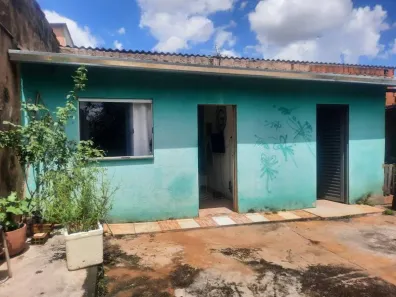 Casa com 3 Quartos à venda, 139m² no Jardim Curitiba, Goiânia