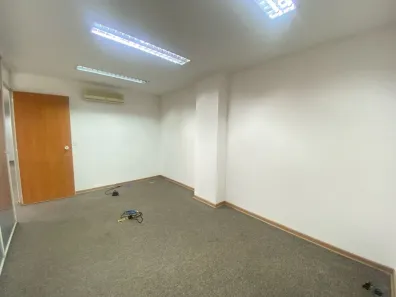 Sala Comercial para venda ou aluguel, 133m² no Vila Olímpia, São Paulo