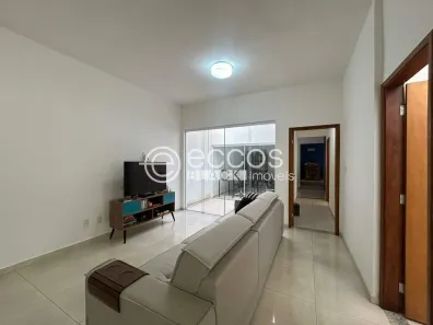 Casa com 4 Quartos à venda, 228m² no Cidade Jardim, Uberlândia