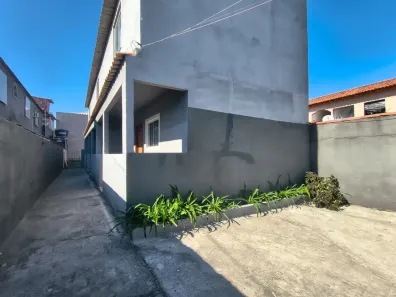Casa com 2 Quartos para alugar, 70m² no , Araruama