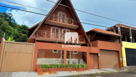 Casa com 7 Quartos à venda, 457m² no Vila Rodrigues Alves, Botucatu