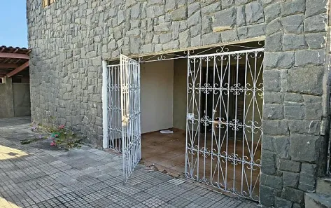 Casa com 3 Quartos para alugar, 130m² no Jardim Lola, São Gonçalo do Amarante