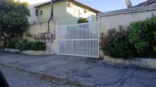 Casa com 2 Quartos à venda, 66m² no Jardim Flamboyant, Cabo Frio