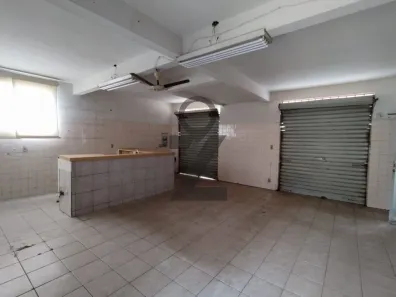 Imóvel Comercial com 2 Quartos à venda, 257m² no Parque Residencial Castelo, Bauru