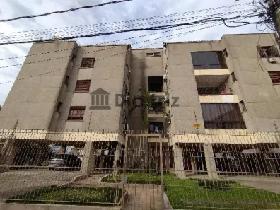 Apartamento com 2 Quartos para alugar, 72m² no Passo da Areia, Porto Alegre