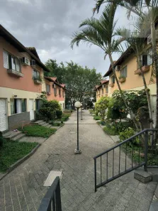 Sobrado com 2 Quartos à venda, 100m² no Vila Yolanda, Osasco