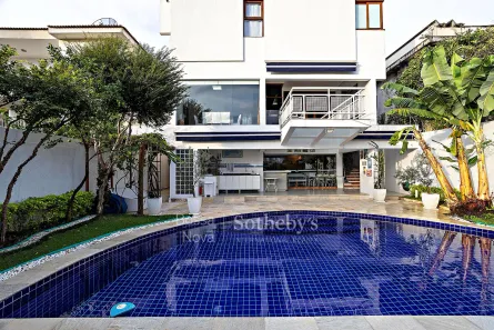 Casa com 5 Quartos à venda, 594m² no Jardim Leonor, São Paulo