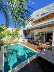 Casa de Condomínio com 4 Quartos à venda, 190m² no Maresias, São Sebastião