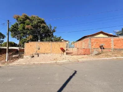 Casa com 2 Quartos à venda, 354m² no SETOR BOM RETIRO, Campos Belos