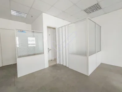 Sala Comercial para alugar, 49m² no Alphaville Industrial, Barueri