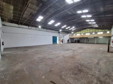 Galpão/Depósito/Armazém à venda, 2300m² no Chácara do Solar I (Fazendinha), Santana de Parnaíba