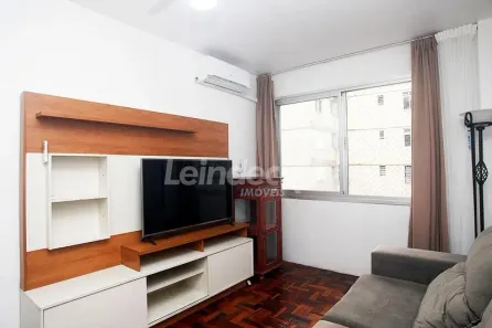 Apartamento com 2 Quartos para alugar, 56m² no Centro Histórico, Porto Alegre