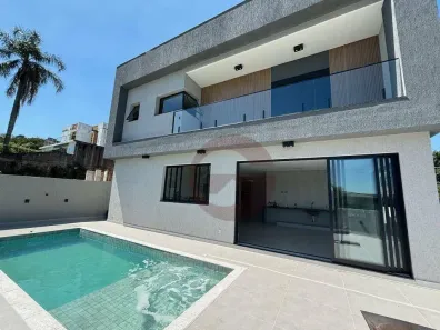 Casa de Condomínio com 3 Quartos à venda, 350m² no Golf Gardens, Carapicuíba