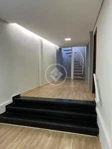 Casa com 6 Quartos para alugar, 145m² no Fundinho, Uberlândia