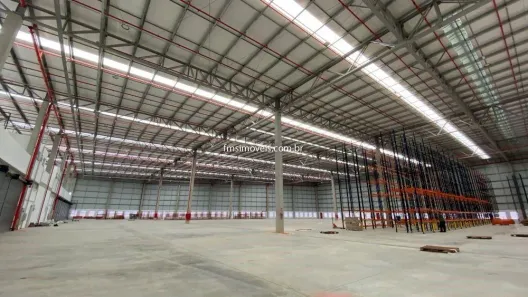 Galpão/Depósito/Armazém para alugar, 3555m² no Chácaras Santa Cruz, Santana de Parnaíba