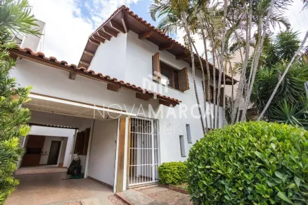 Casa com 3 Quartos à venda, 225m² no Santana, Porto Alegre