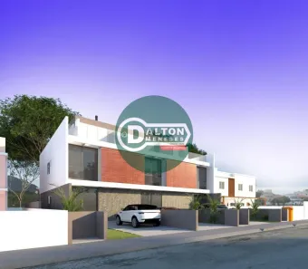 Sobrado com 3 Quartos à venda, 201m² no Ingleses do Rio Vermelho, Florianópolis