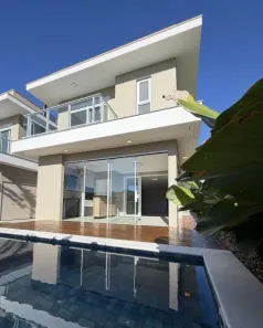 Casa com 3 Quartos à venda, 237m² no Lagoa da Conceição, Florianópolis