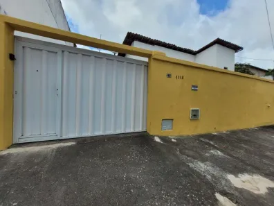 Casa com 4 Quartos à venda, 165m² no Parque Dois Irmãos, Fortaleza