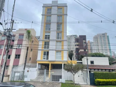 Apartamento com 2 Quartos para alugar, 60m² no Água Verde, Curitiba
